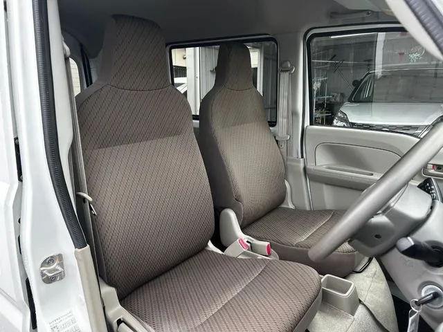 エブリイバン（スズキ）の車両写真