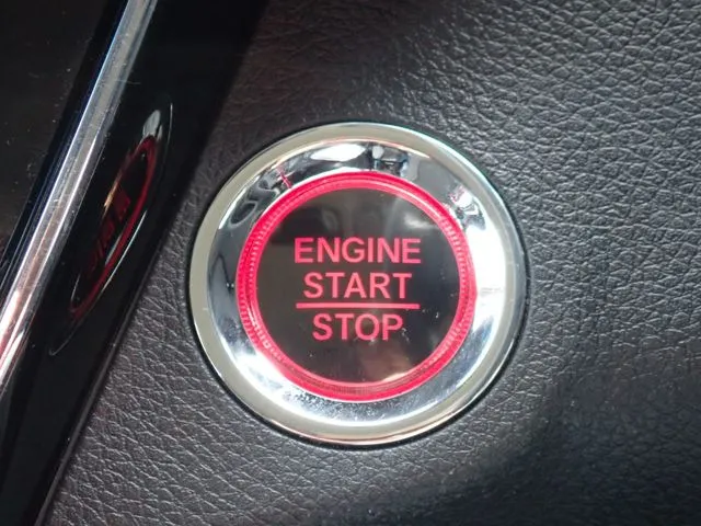 ヴェゼル（ホンダ）の車両写真