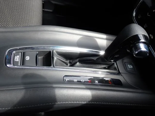 ヴェゼル（ホンダ）の車両写真