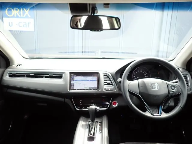 ヴェゼル（ホンダ）の車両写真