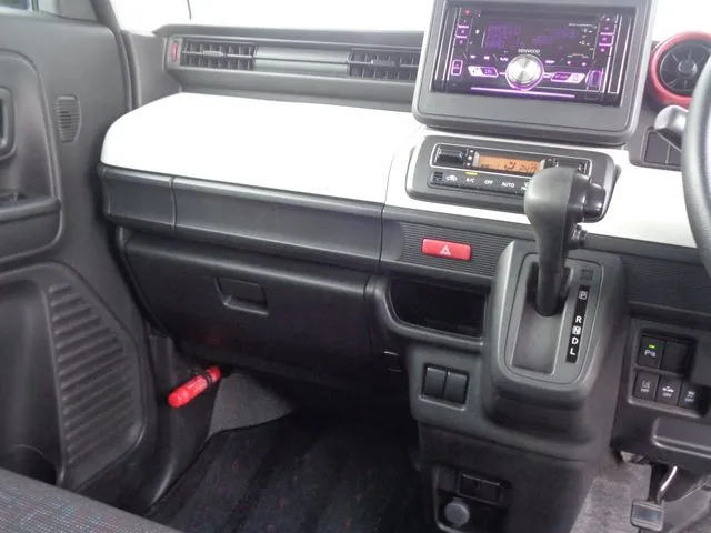 スズキ　スペーシア