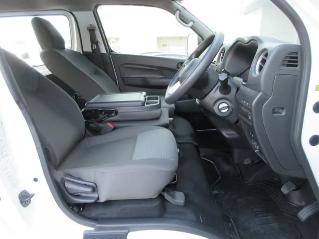 ニッサン　キャラバンＶ　４ＷＤ