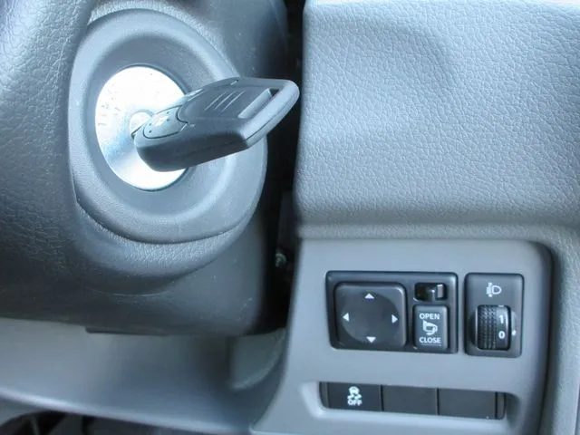 ニッサン　ＮＶ２００バネットバン　４ＷＤ