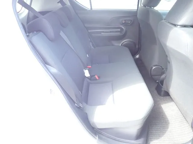 トヨタ　アクア