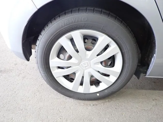 フィット　ｅ：ＨＥＶ（ホンダ）の車両写真