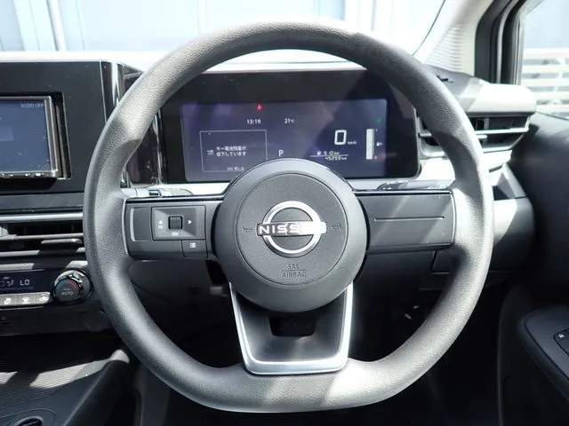 ニッサン　ノート