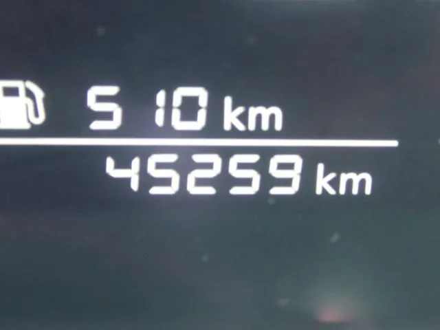 ニッサン　ノート