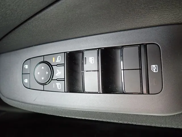 ニッサン　ノート