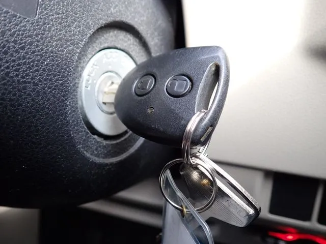 ムーヴ（ダイハツ）の車両写真