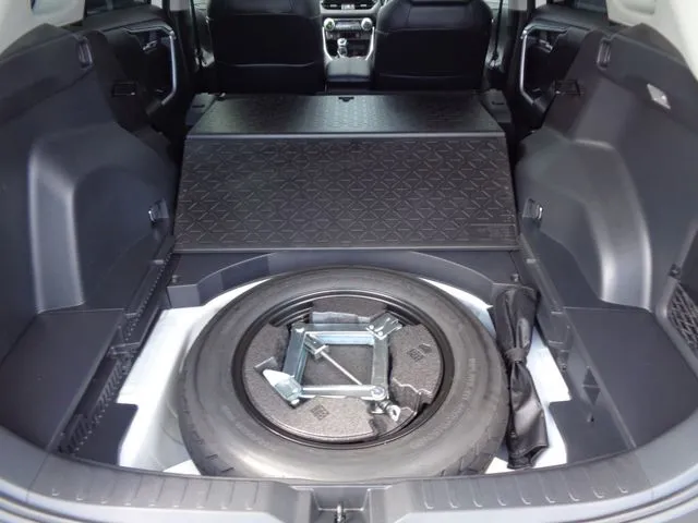 トヨタ　ＲＡＶ４　４ＷＤ