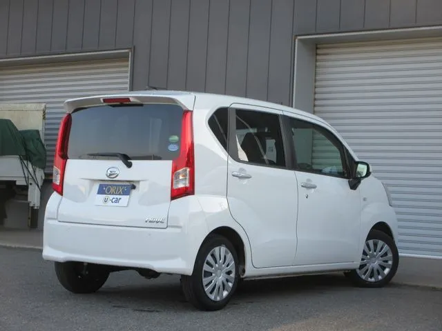 ムーヴ　４ＷＤ（ダイハツ）の車両写真