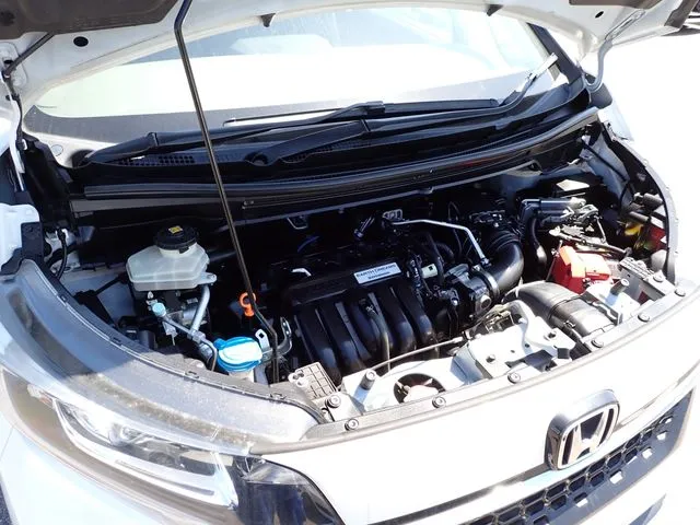 フリードプラス　ハイブリッド（ホンダ）の車両写真