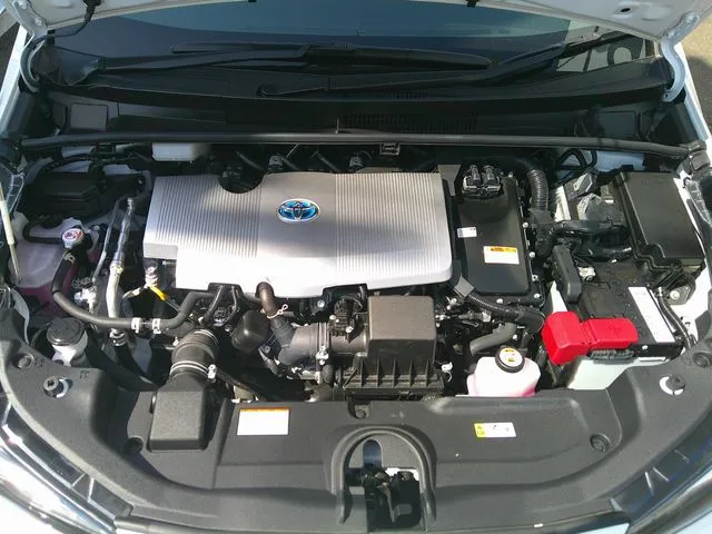 プリウス　４ＷＤ（トヨタ）の車両写真