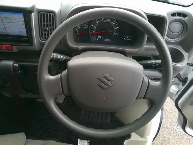 エブリイバン　４ＷＤ（スズキ）の車両写真