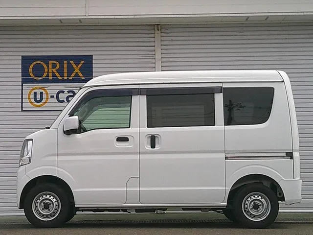 エブリイバン　４ＷＤ（スズキ）の車両写真