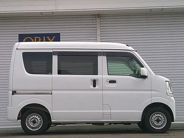 エブリイバン　４ＷＤ（スズキ）の車両写真