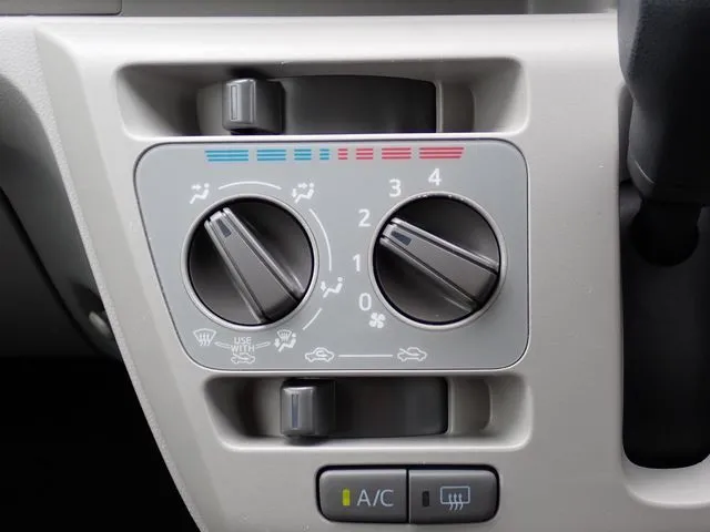 ダイハツ ミラ イース