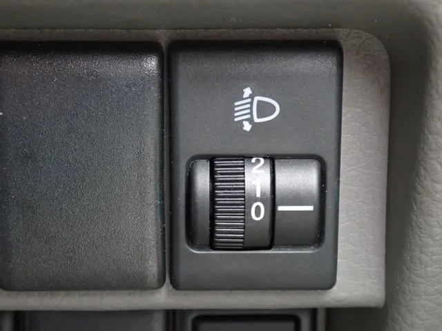 NV100クリッパー(ニッサン)の車両写真