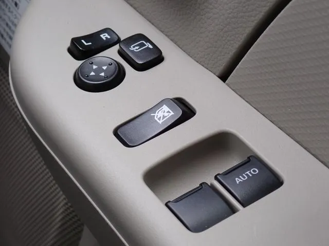 NV100クリッパー(ニッサン)の車両写真