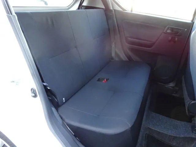 ミラ　イース（ダイハツ）の車両写真