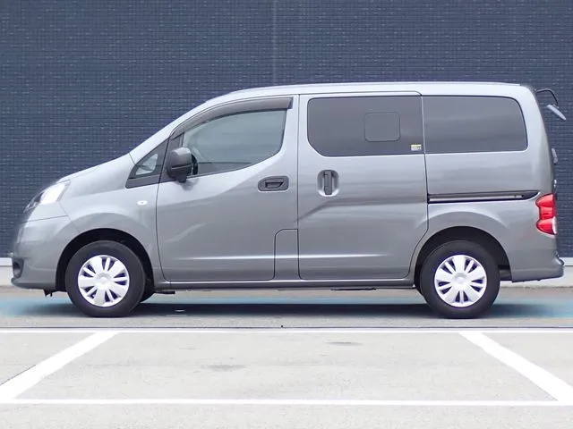 NV200バネットバン(ニッサン)の車両写真