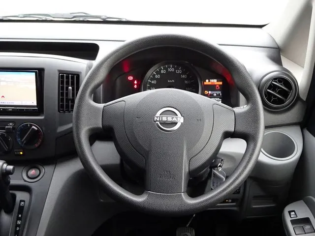 NV200バネットバン(ニッサン)の車両写真