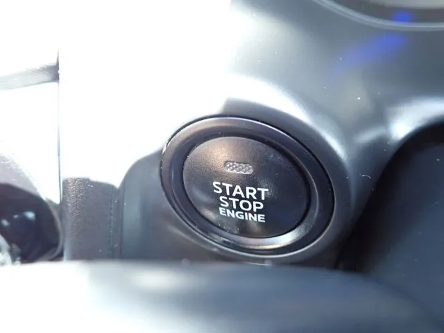 マツダ　ＭＡＺＤＡ２