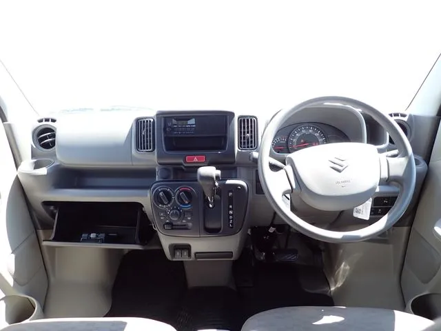 エブリイバン（スズキ）の車両写真