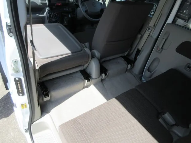 ニッサン　クリッパーバン　４ＷＤ