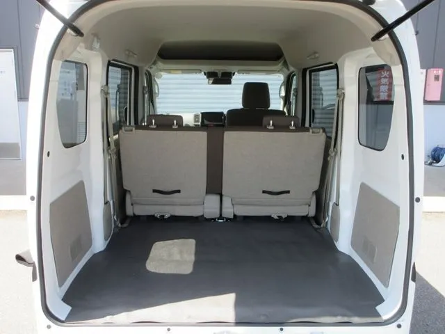 ニッサン　クリッパーバン　４ＷＤ