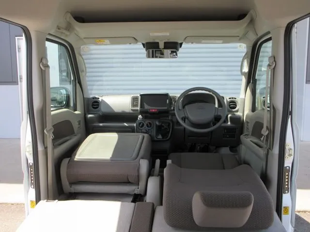 ニッサン　クリッパーバン　４ＷＤ