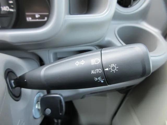 ニッサン　クリッパーバン　４ＷＤ