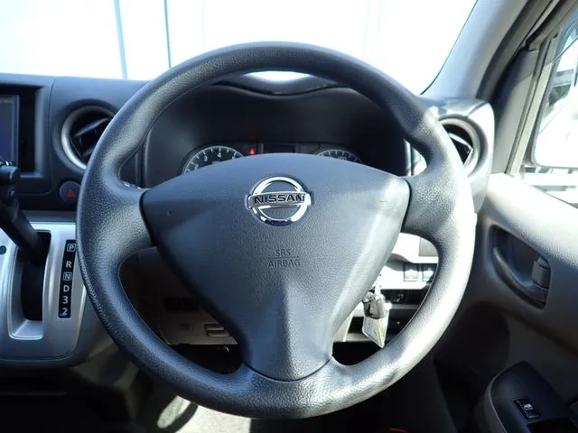 ＮＶ３５０キャラバン（ニッサン）の車両写真