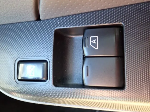 ＮＶ３５０キャラバン（ニッサン）の車両写真