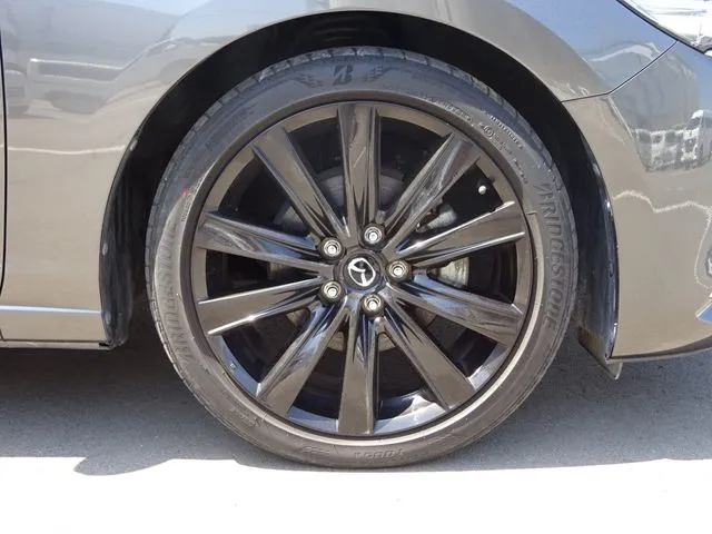 MAZDA6 セダン(マツダ)の車両写真