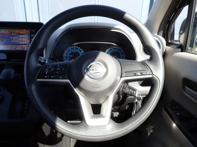 デイズ（ニッサン）の車両写真