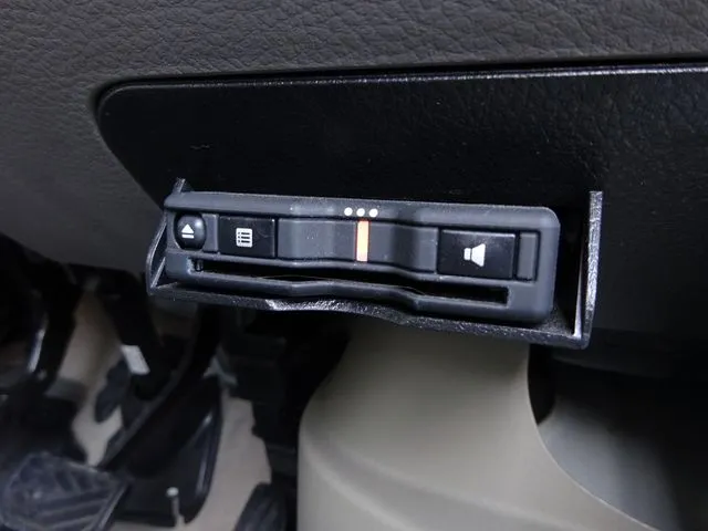 ミニキャブバン（ミツビシ）の車両写真