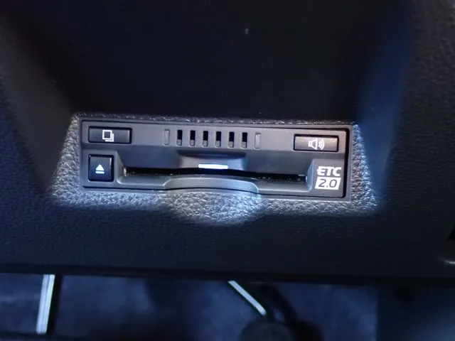 ヤリス（トヨタ）の車両写真