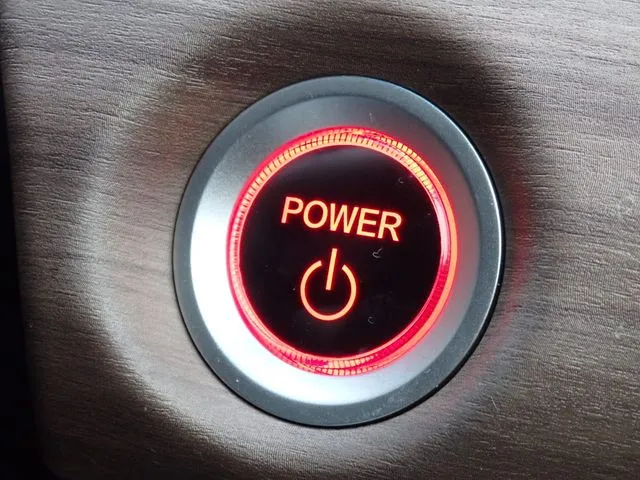 フリードプラス　ハイブリッド（ホンダ）の車両写真