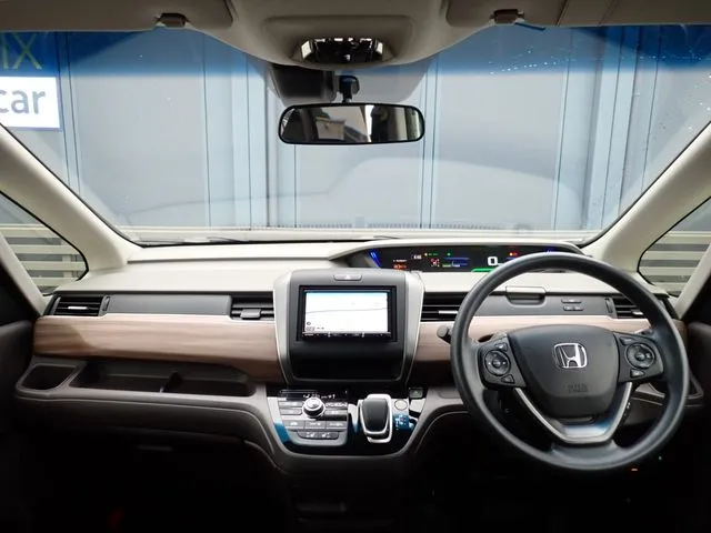 フリードプラス　ハイブリッド（ホンダ）の車両写真