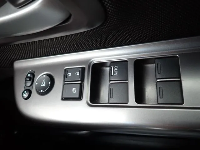 フリードプラス　ハイブリッド（ホンダ）の車両写真