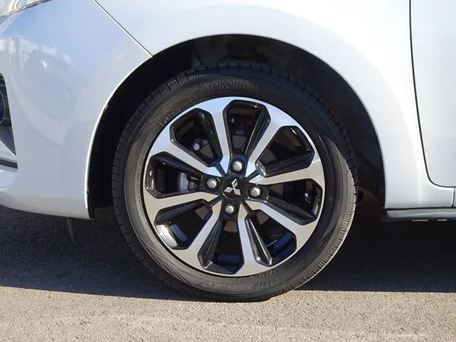 ミラージュHB(ミツビシ)の車両写真