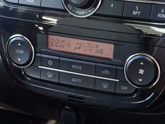 ミラージュHB(ミツビシ)の車両写真