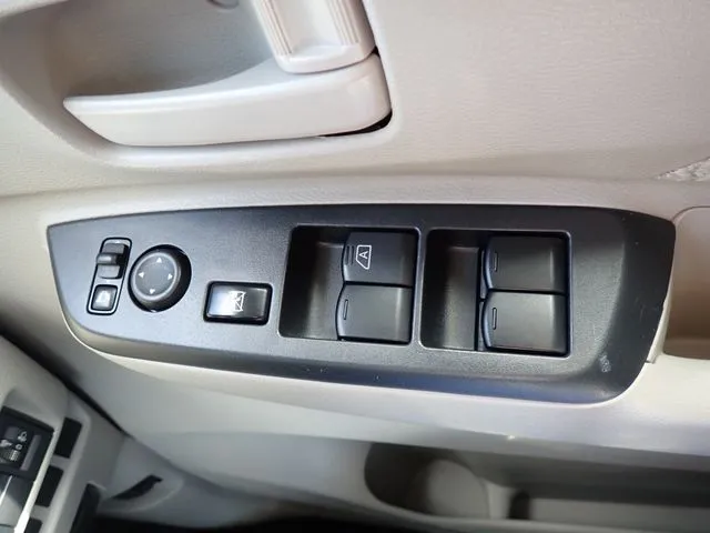 ルークス（ニッサン）の車両写真