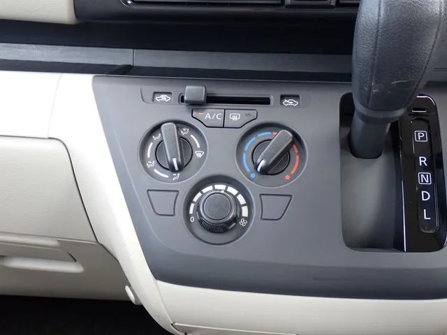 ルークス（ニッサン）の車両写真