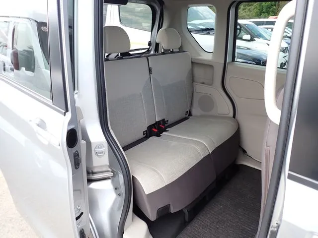 ルークス（ニッサン）の車両写真