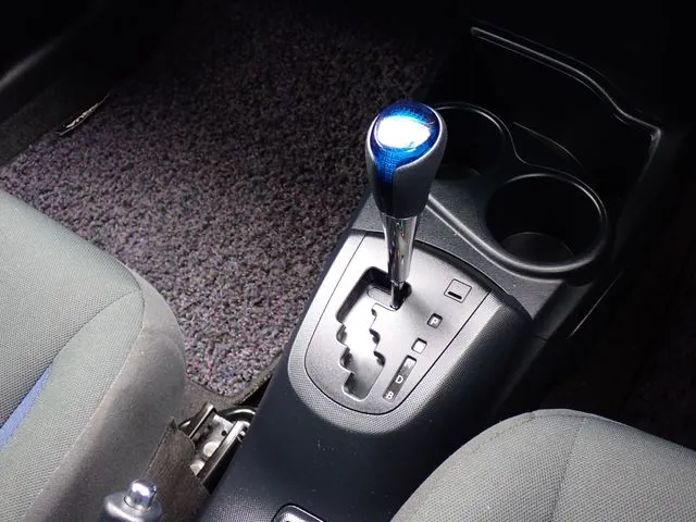 アクア（トヨタ）の車両写真