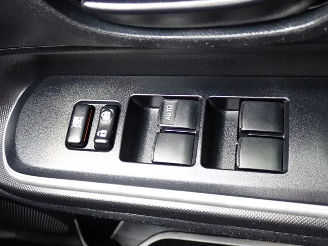 アクア（トヨタ）の車両写真