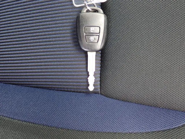 アクア（トヨタ）の車両写真