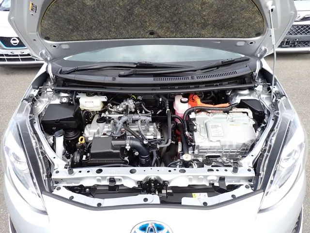 アクア（トヨタ）の車両写真